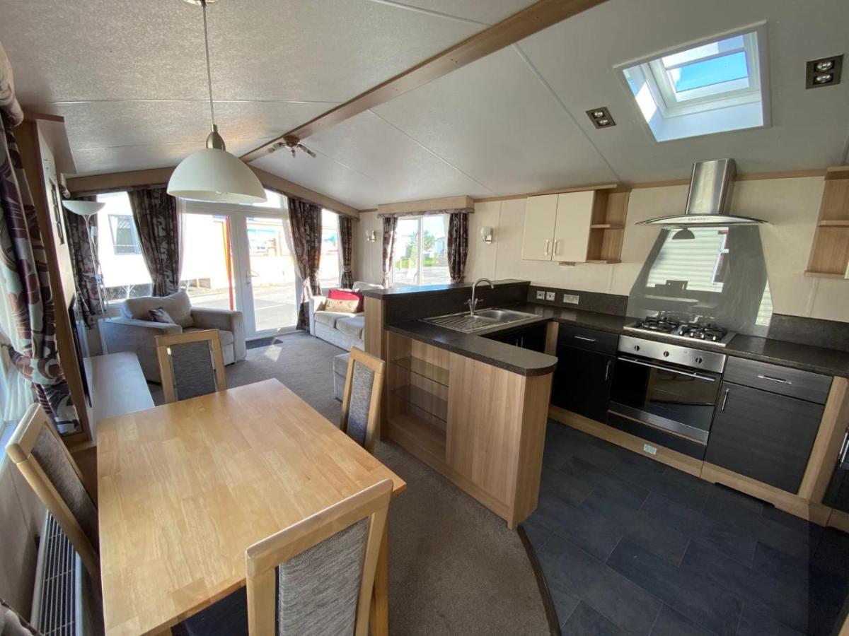 8 Berth Caravan Skegness Golden Palm Resort Chapel Saint Leonards Exterior photo